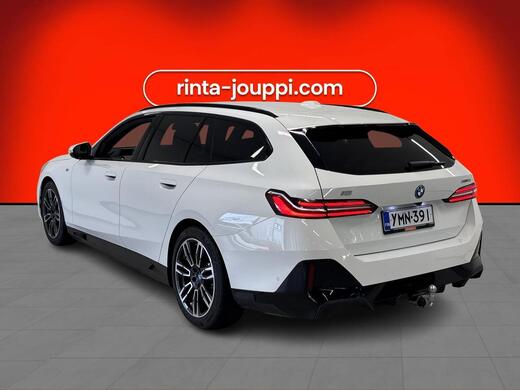BMW i5 vaihtoauto
