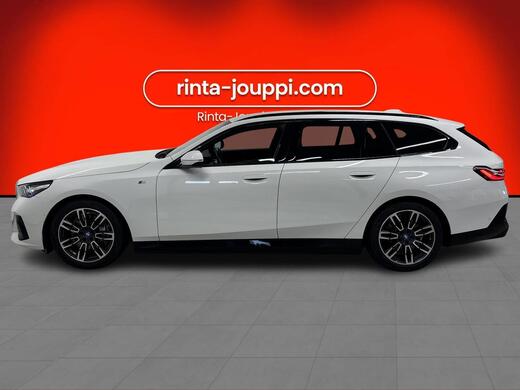 BMW i5 vaihtoauto