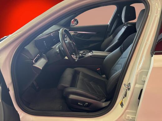 BMW i5 vaihtoauto