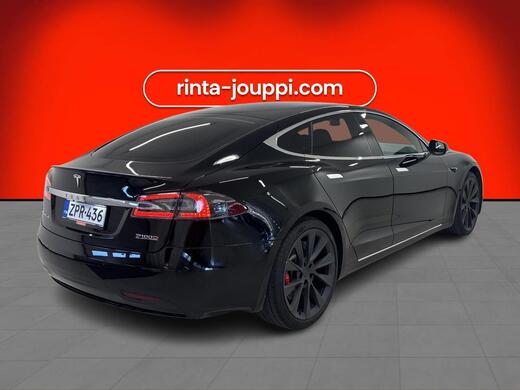 Tesla Model S vaihtoauto