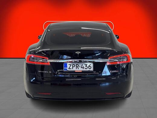 Tesla Model S vaihtoauto