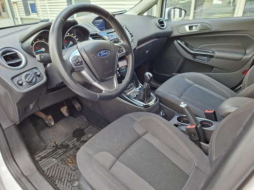 Ford Fiesta vaihtoauto