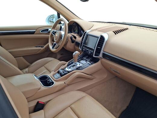 Porsche Cayenne vaihtoauto