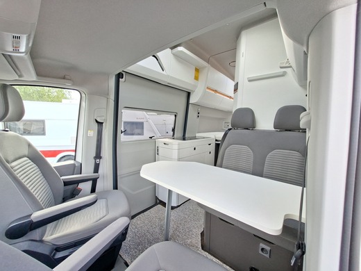 Volkswagen Grand California vaihtoauto