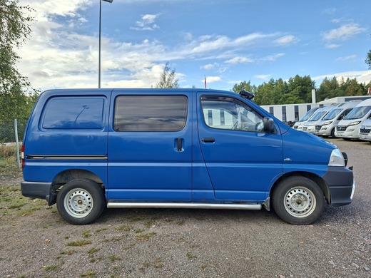 Toyota Hiace vaihtoauto