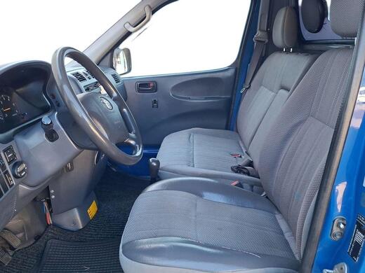 Toyota Hiace vaihtoauto