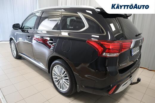 Mitsubishi Outlander PHEV vaihtoauto