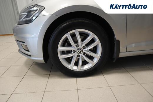 Volkswagen Golf vaihtoauto