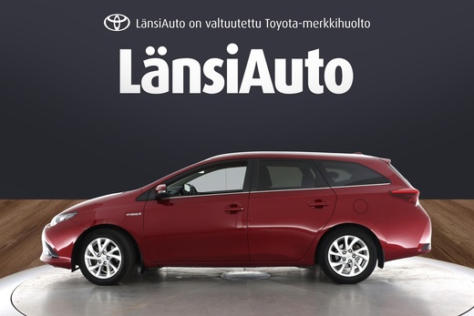 Toyota Auris vaihtoauto