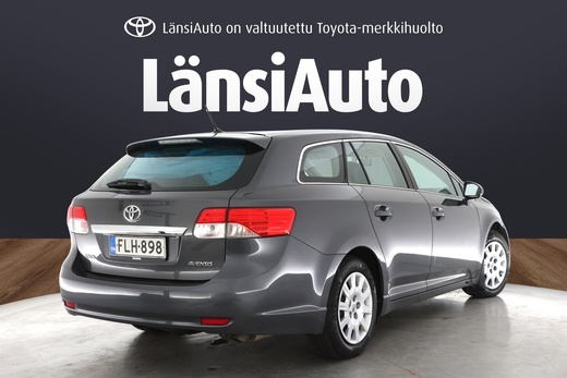 Toyota Avensis vaihtoauto