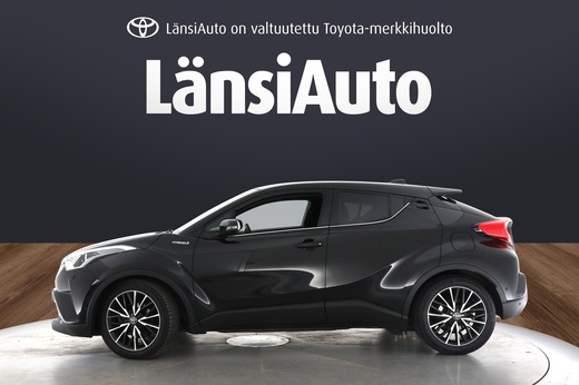 Toyota C-HR vaihtoauto