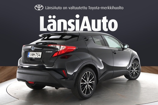 Toyota C-HR vaihtoauto