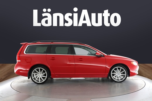 Volvo V70 vaihtoauto