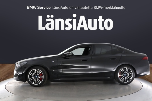 BMW i5 M60 vaihtoauto