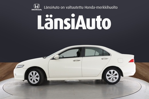 Honda Accord vaihtoauto
