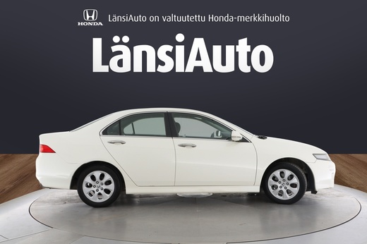 Honda Accord vaihtoauto