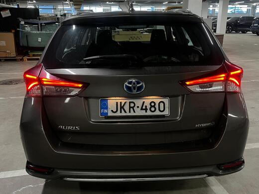 Toyota Auris vaihtoauto
