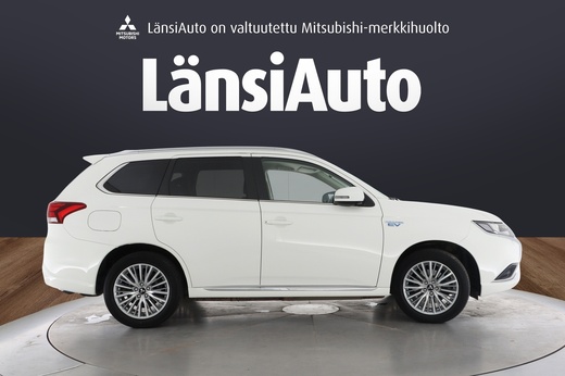 Mitsubishi Outlander PHEV vaihtoauto