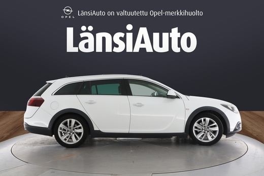 Opel Insignia vaihtoauto