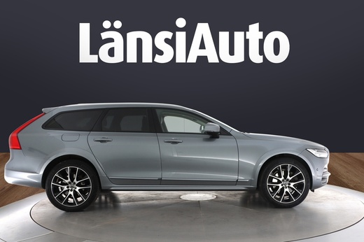 Volvo V90 Cross Country vaihtoauto