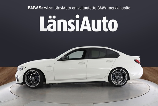 BMW 330 vaihtoauto