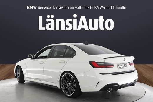 BMW 330 vaihtoauto