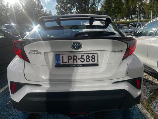 Toyota C-HR vaihtoauto
