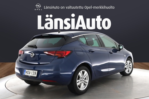 Opel Astra vaihtoauto