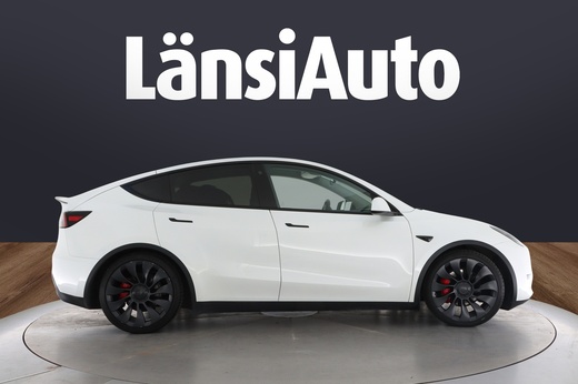 Tesla Model Y vaihtoauto