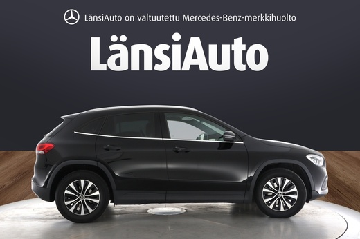 Mercedes-Benz GLA vaihtoauto