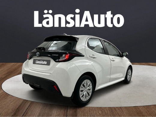Toyota Yaris vaihtoauto