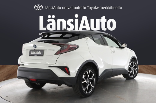 Toyota C-HR vaihtoauto