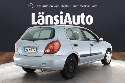 Nissan Almera vaihtoauto