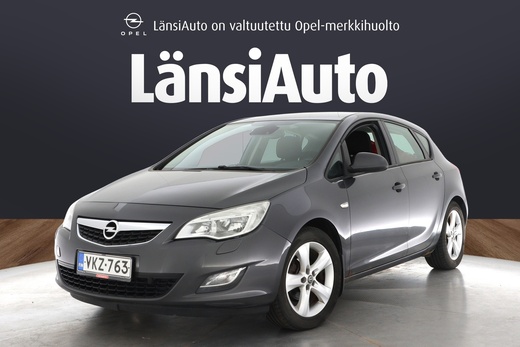 Opel Astra vaihtoauto