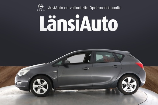 Opel Astra vaihtoauto