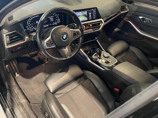 BMW 330 vaihtoauto