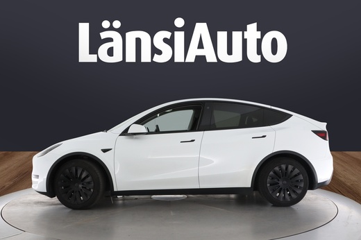 Tesla Model Y vaihtoauto