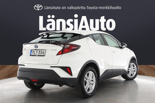 Toyota C-HR vaihtoauto