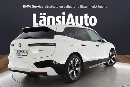 BMW iX vaihtoauto