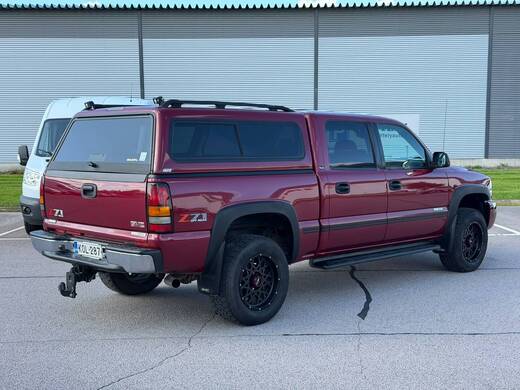 GMC Sierra vaihtoauto