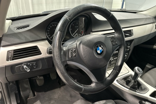 BMW 320 vaihtoauto