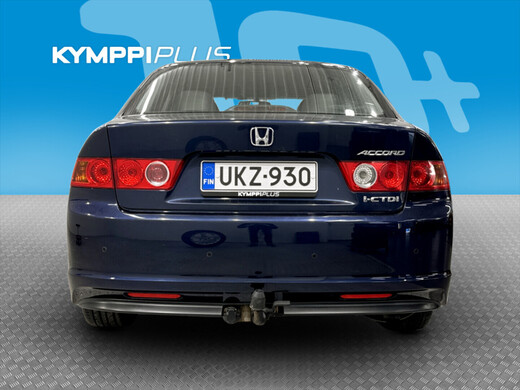 Honda Accord vaihtoauto