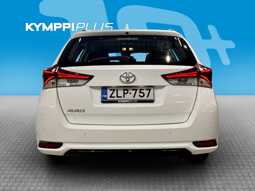 Toyota Auris vaihtoauto
