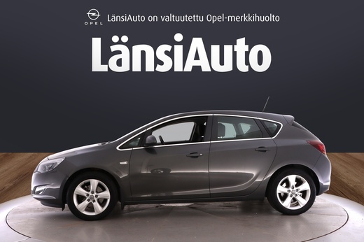 Opel Astra vaihtoauto