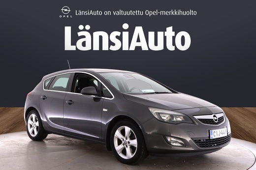 Opel Astra vaihtoauto