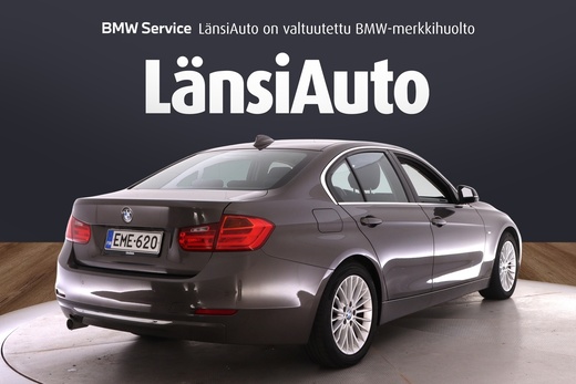 BMW 320 vaihtoauto