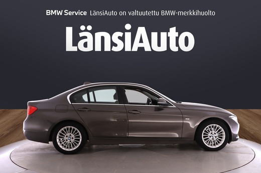 BMW 320 vaihtoauto