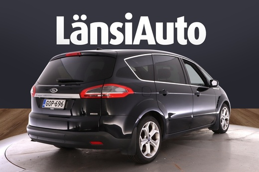 Ford S-MAX vaihtoauto