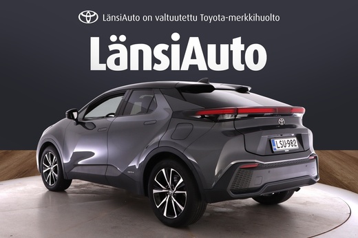 Toyota C-HR vaihtoauto