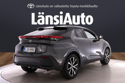 Toyota C-HR vaihtoauto